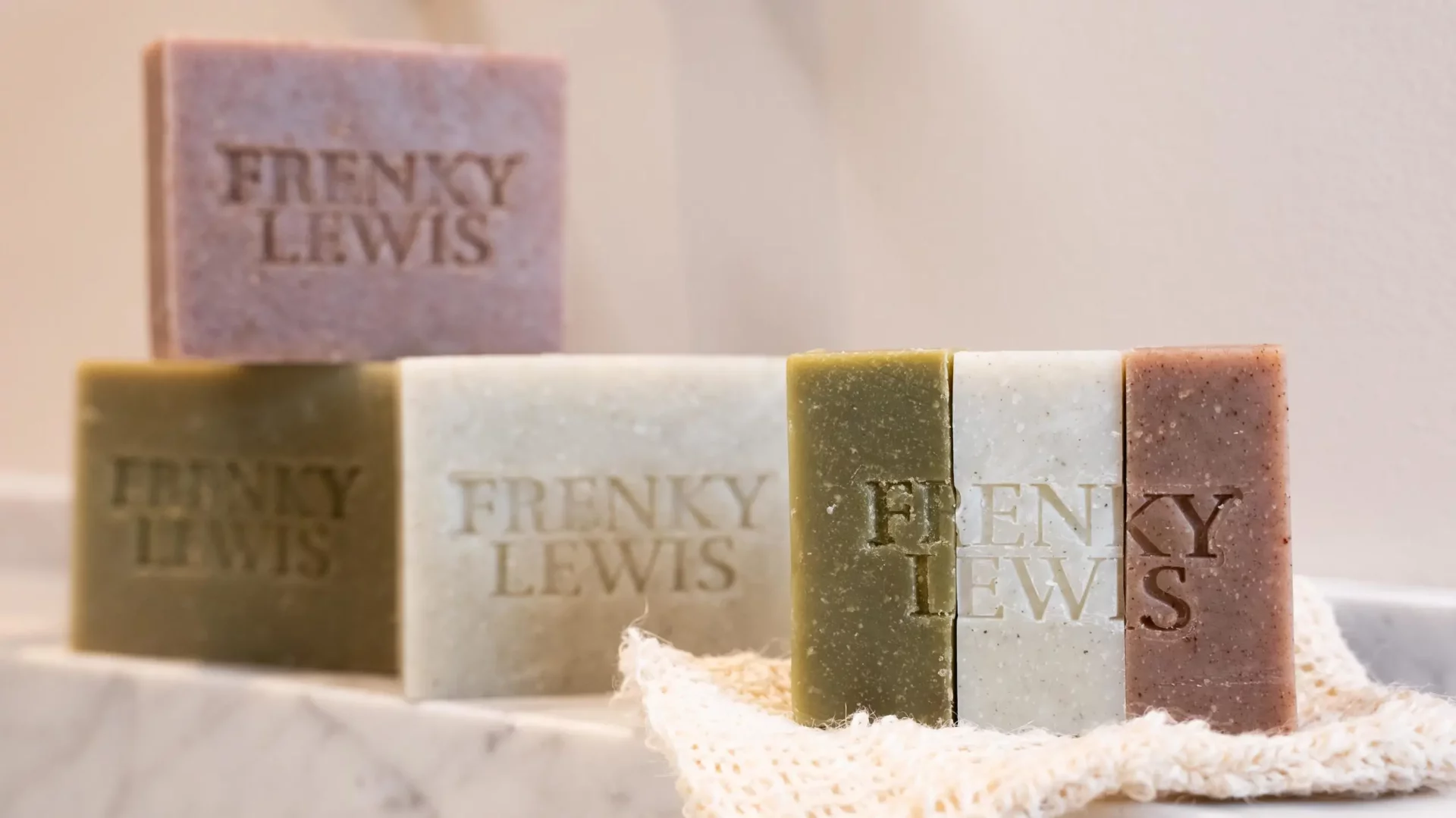 Frenky Lewis Shampoo bar