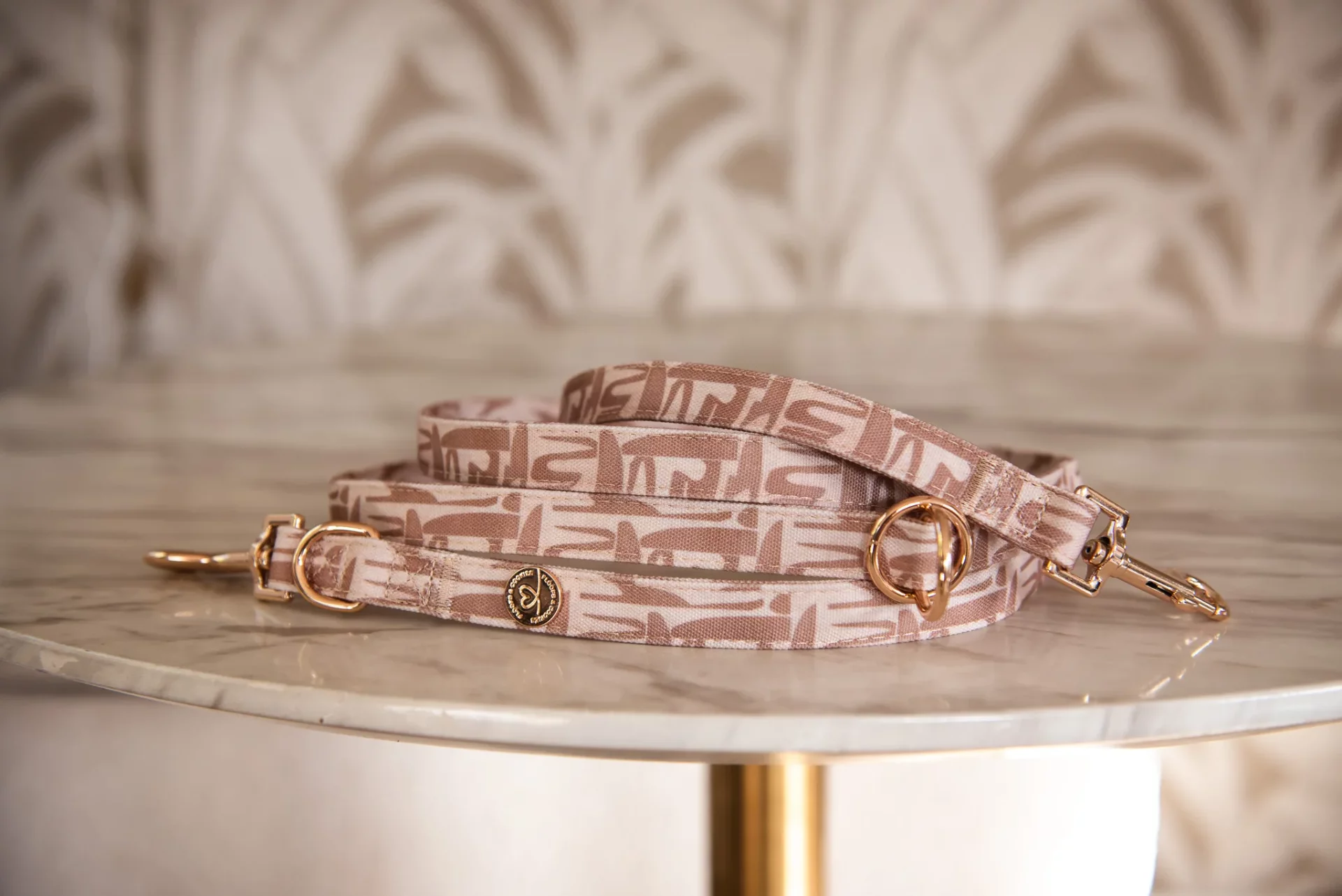 Mauve Leash hands-free